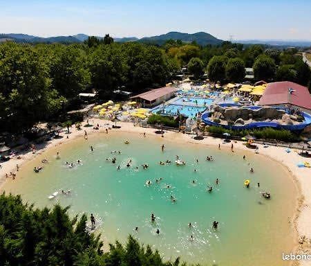 Mobilhome 6 Personnes Camping 4* Chateauneuf-de-Galaure Exterior foto
